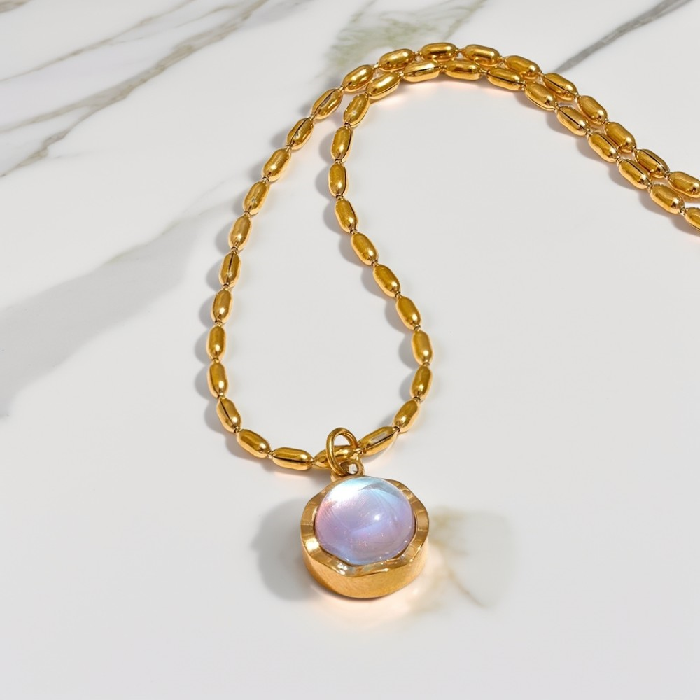 Lavi Necklace
