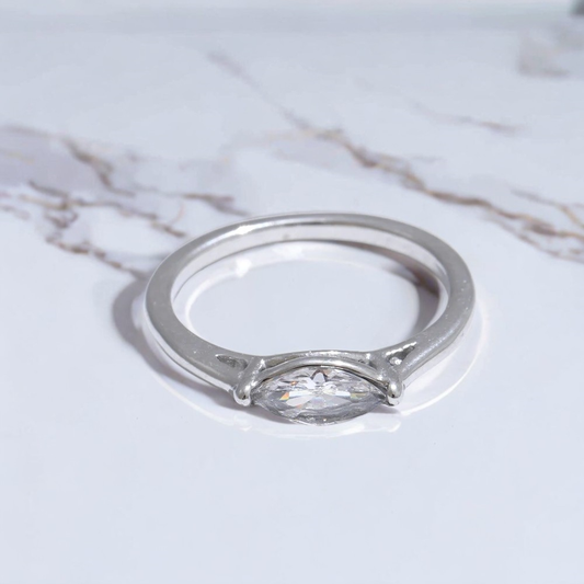 Nile Crystal Ring